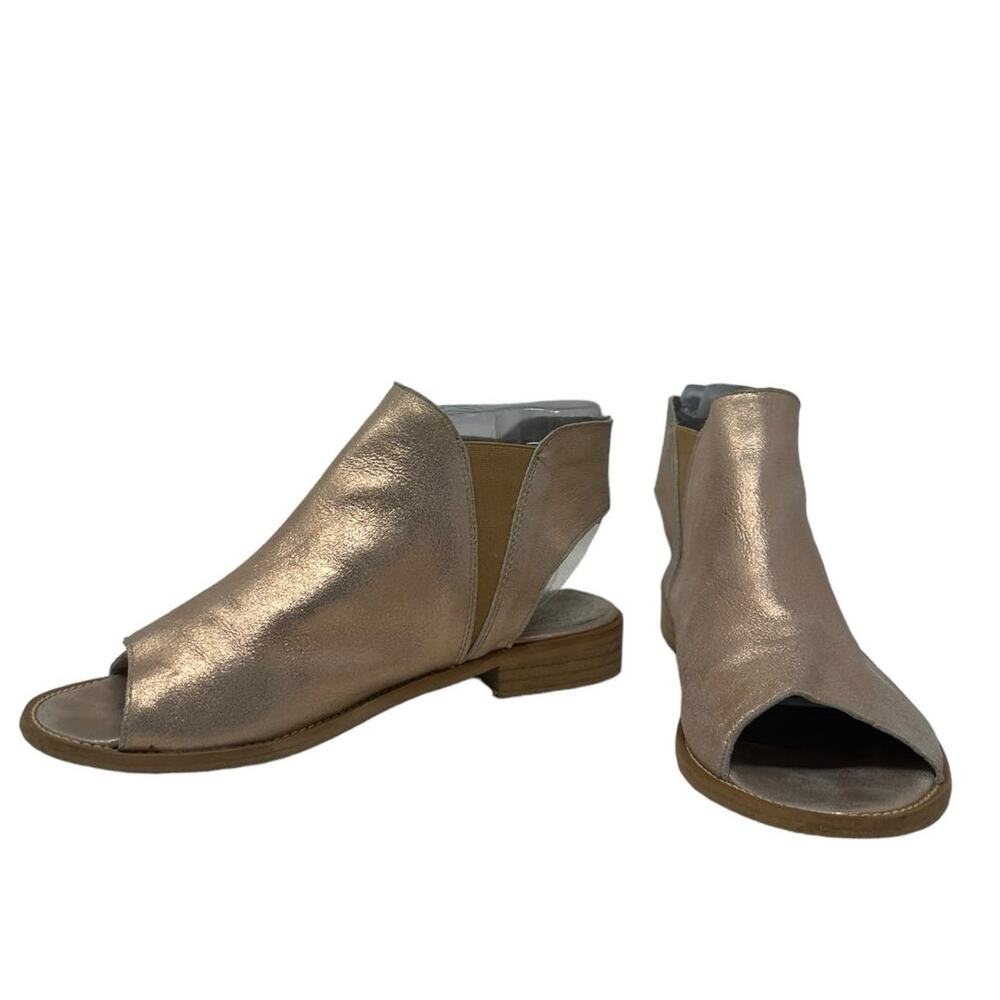 Musse & Cloud rose gold leather slip in sandals size 39 - US 8